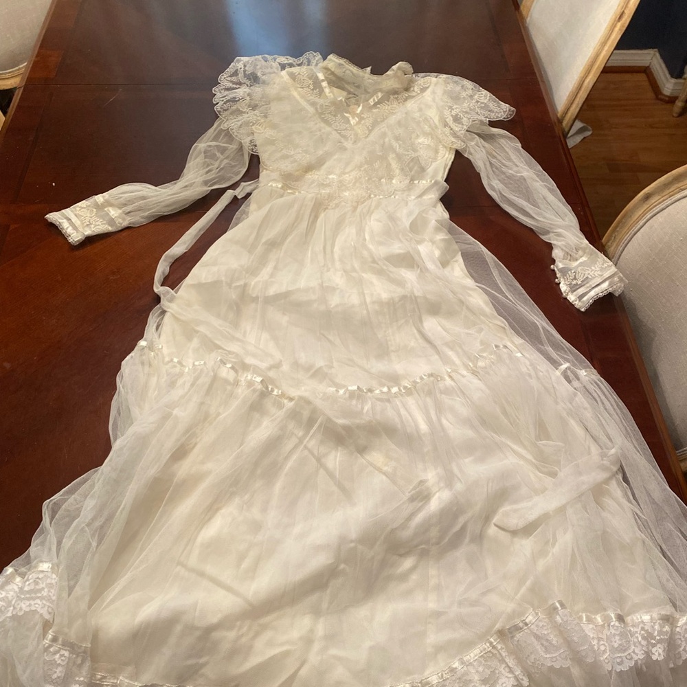 Vintage Gunne Sax white creams lace maxi dress long sleeve